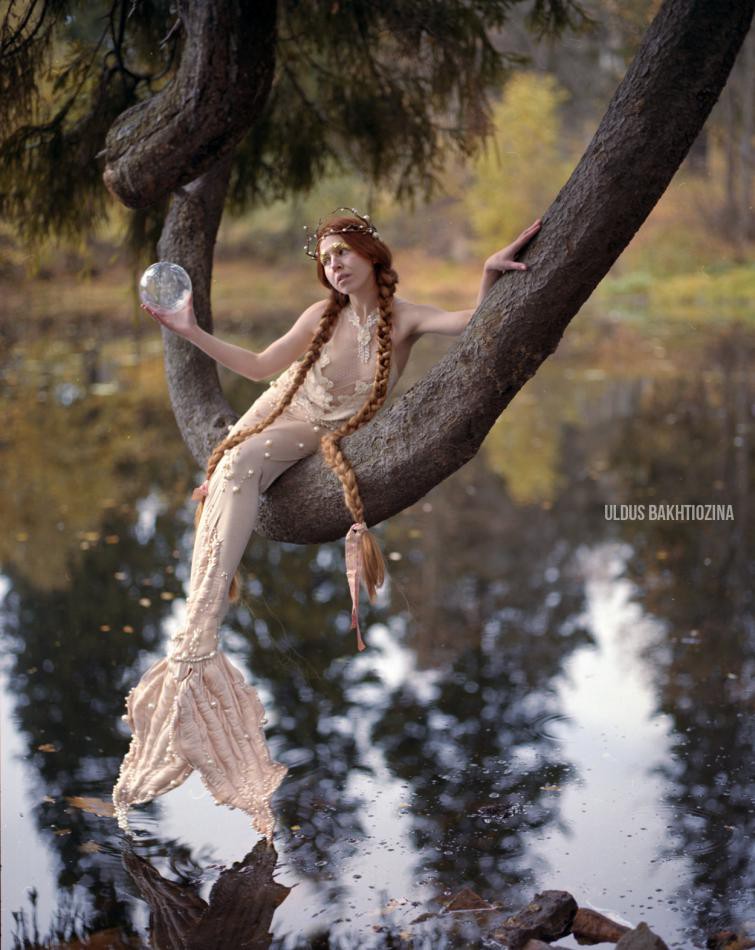 Ruslka na vetvyah sidit